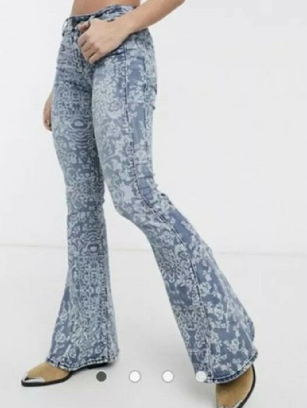 Free People Dream Lover Flare Jeans 31 Blue Floral Paisley Print Boho Festival